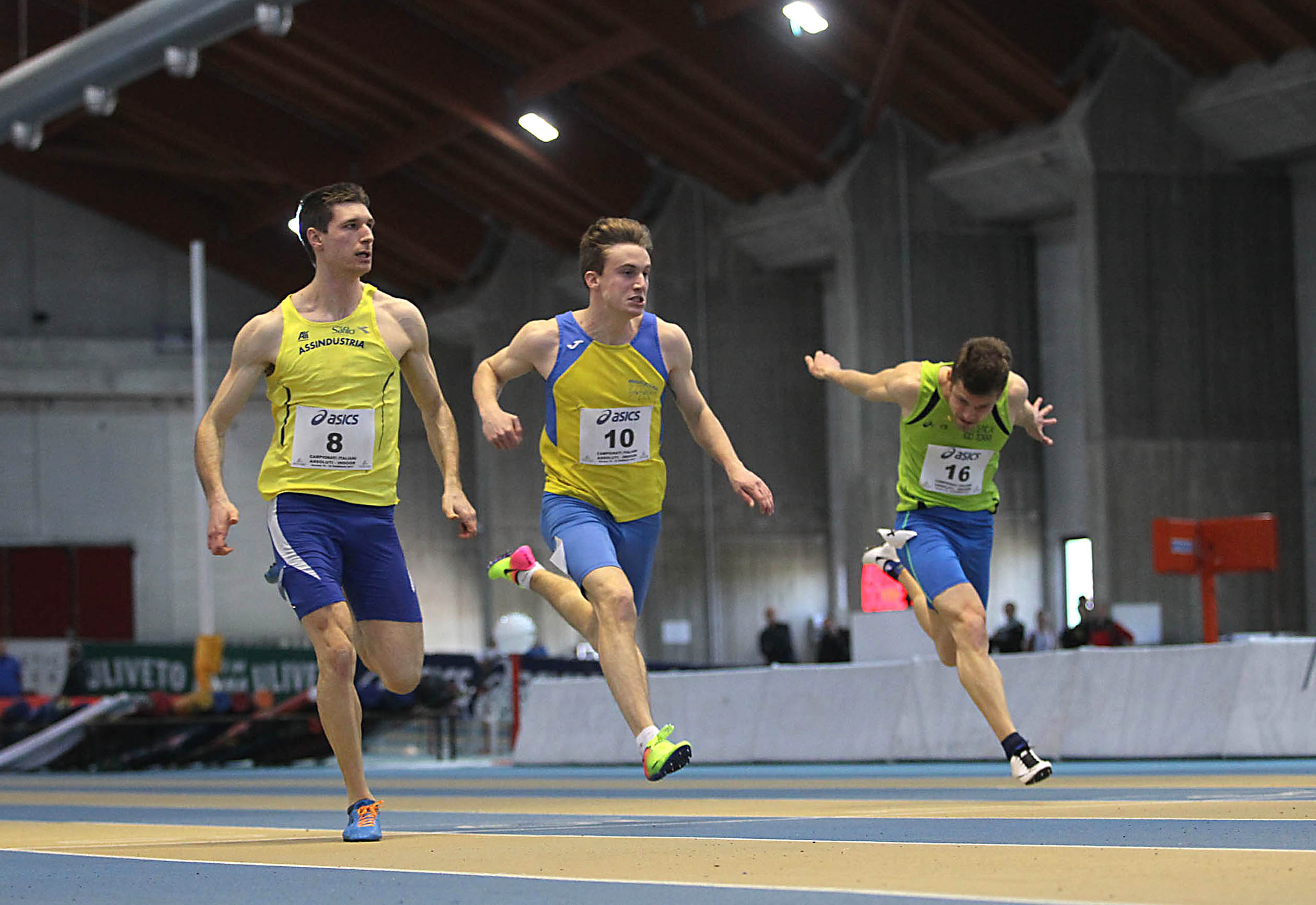 PLACEHOLDER: personal photo at a national 60m final, start or race moment